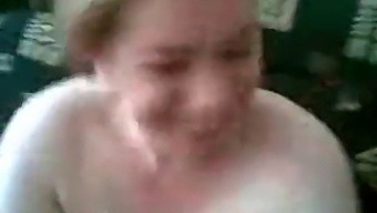 Voluptuous Middle-Aged Arab Woman Pleasures And Penetrates Her Ample Posterior