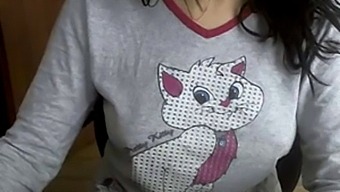 Lovely Turkish Webcam Model'S Solo Show