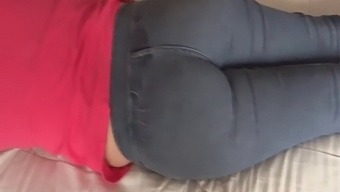 Cumshot In Her Big And Nice Ass