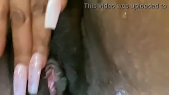 Vaginal Ejaculation: Skinny Woman Talks Dirty While Squirting