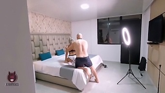 I Secretly Film Her During The Photo Session