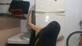My Stepsister'S Insatiable Hunger For Pleasure Leads To A Sloppy Blowjob And Doggy Style Action - Homemade Spanish Porn